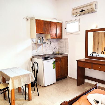 Eleni Apartments Sant George Beach 圣乔治斯 外观 照片