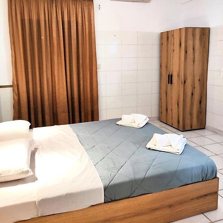 Eleni Apartments Sant George Beach 圣乔治斯 外观 照片